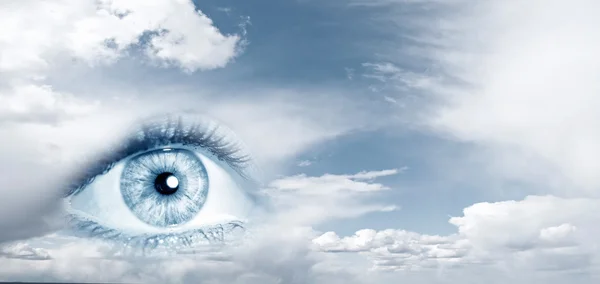 Ögat på himlen — Stockfoto