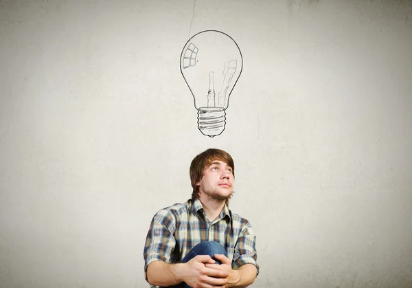 Young man has an idea — Stock Photo, Image