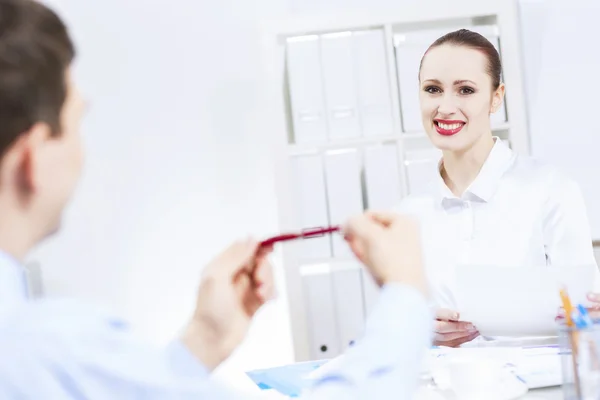 Zusammenarbeit in Partnerschaft — Stockfoto