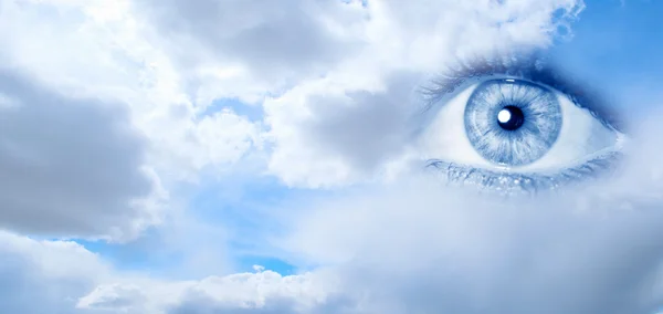 Ögat på himlen — Stockfoto