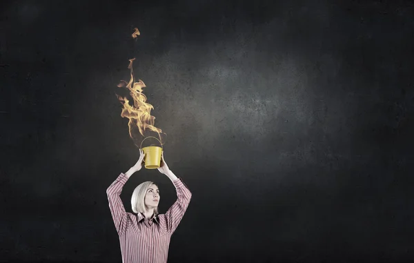 Girl splashing fire flames — Stock Photo, Image