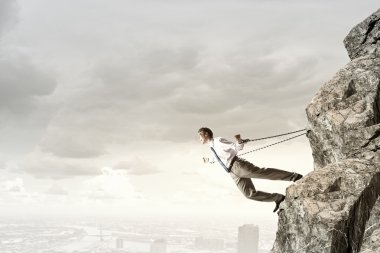 Sorumluluk ile bağlı