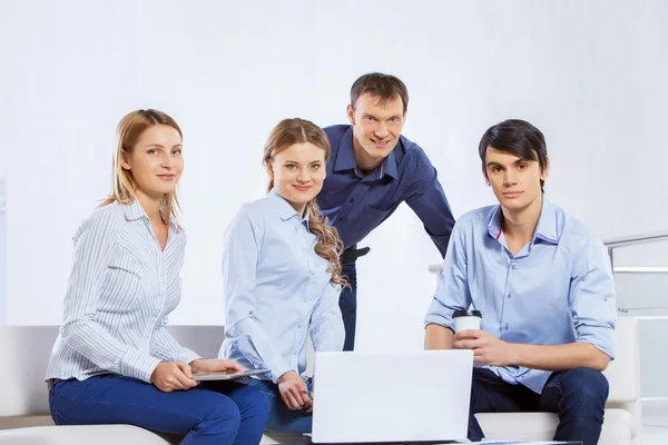 Samenwerken voor productief werk — Stockfoto