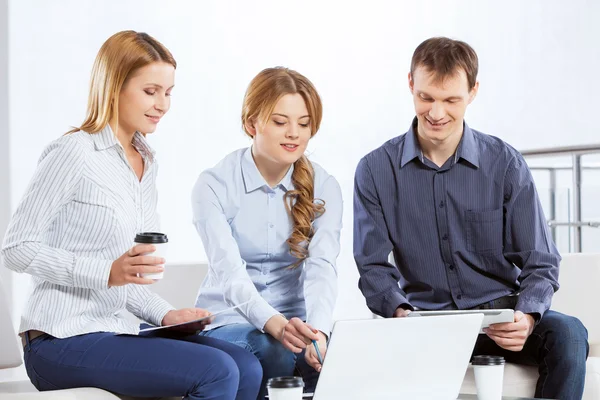 Cooperate for productive work — Stock Photo, Image