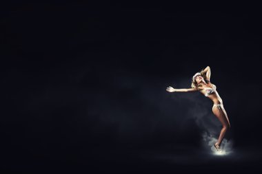 Karanlıkta Dans kızı