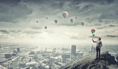 Ücretsiz ve dikkatsiz