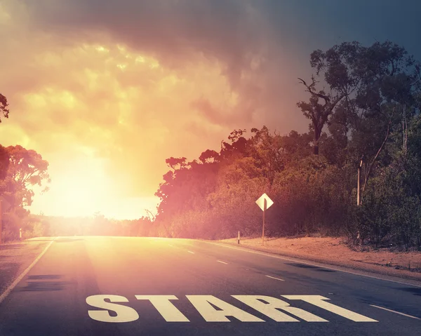 легкая атлетика эстетика стадион. старт. джоэл the last of us 2. путь к цели.