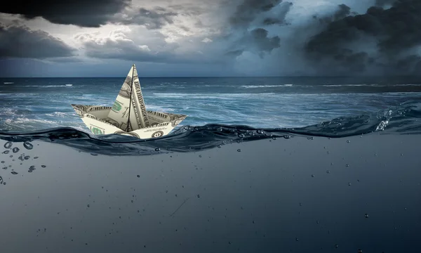 Dollar navire dans l'eau — Photo