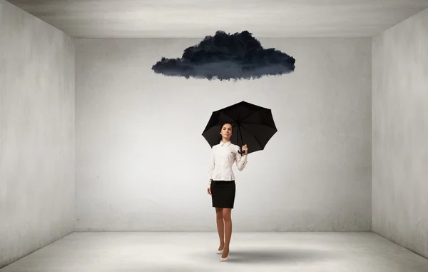 Frau mit Regenschirm — Stockfoto