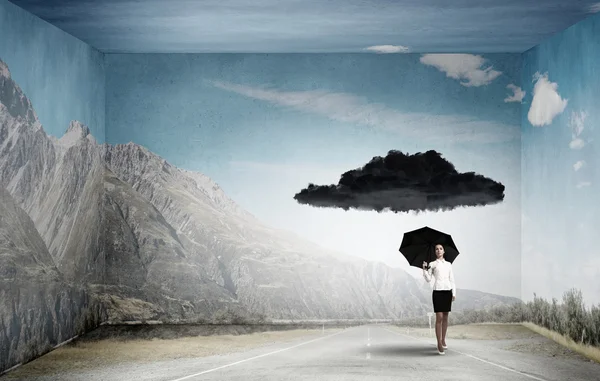 Femme avec parapluie — Photo