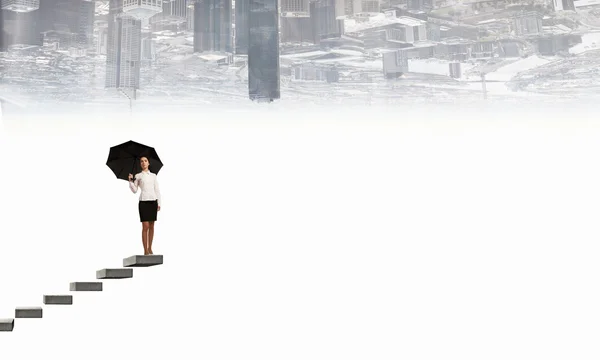 Kobieta z parasolem — Zdjęcie stockowe