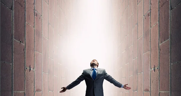 Man standing in light — Stock Photo, Image