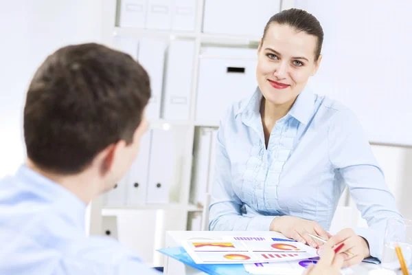 Lavorare in partenariato — Foto Stock