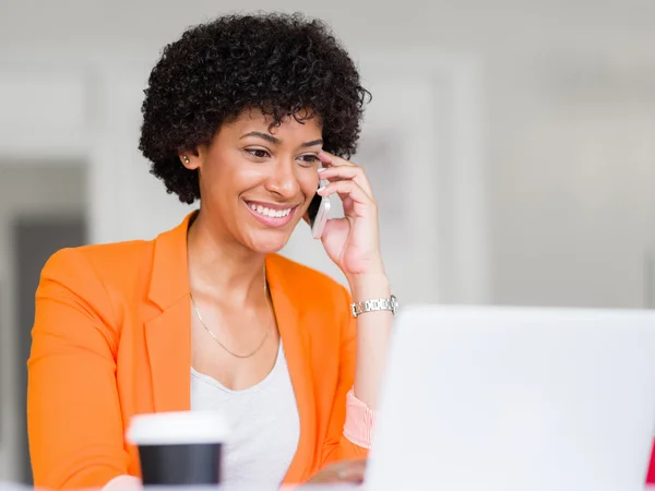 Portrait of young businesswoman with mobile — Stock Photo, Image