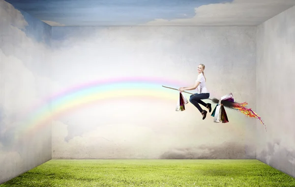 Girl fly on broom — Stock Photo, Image