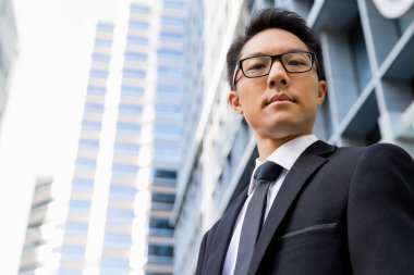 Ben profesyonel değilim ve bunu biliyorsun