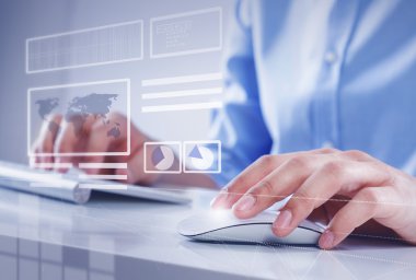 pc üzerinde çalışıyor