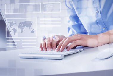 pc üzerinde çalışıyor