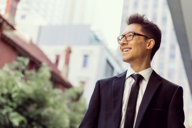 Benim iş konusunda ciddi