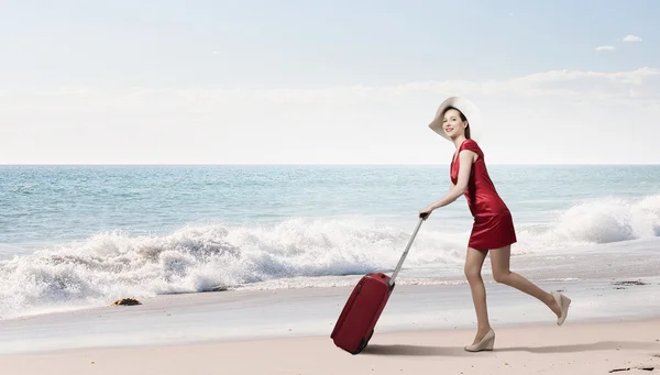 Mujer en rojo —  Fotos de Stock