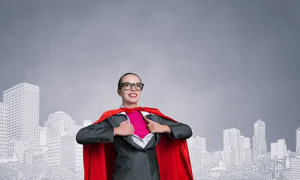 Ser súper mujer toma fuerza — Foto de Stock