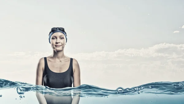 Schwimmerin. Konzeptbild — Stockfoto