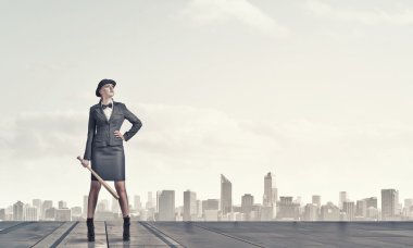 beysbol sopası ile kadın