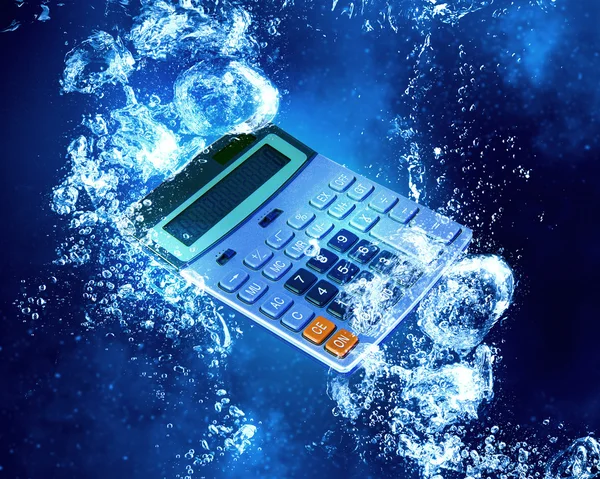 Kalkulačka pod vodou — Stock fotografie