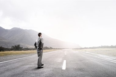 işadamı onun yolu seçme