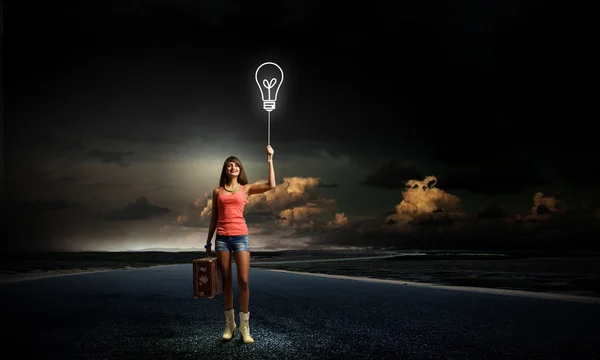 Pretty hitchhiking girl — Stock Photo, Image