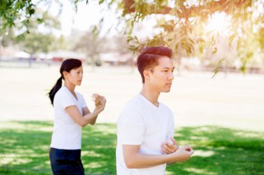 İnsanlar Park Thai chi