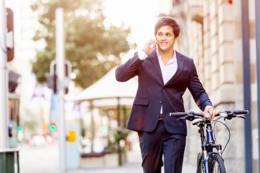 Bisiklet ile başarılı iş adamı