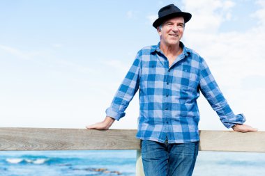 Okyanus karşılamak için güzel bir sabah