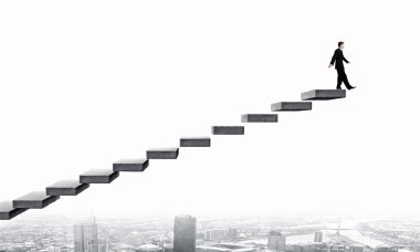 Kariyer basamaklarını