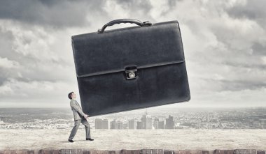 İşini onun için kolay değil