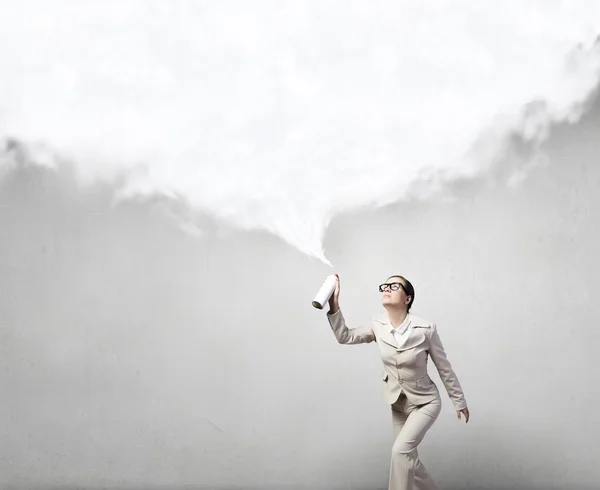 Woman with spray can — Stock Photo, Image