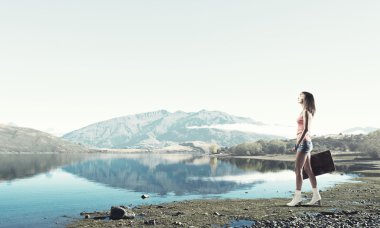 Genç otostopçu Gezgin