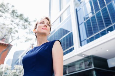 Yeni iş günü önde gidiyor