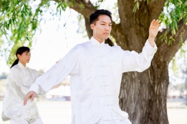 İnsanlar Park Thai chi