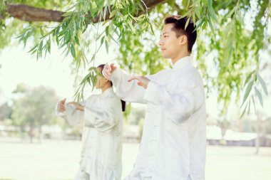 İnsanlar Park Thai chi