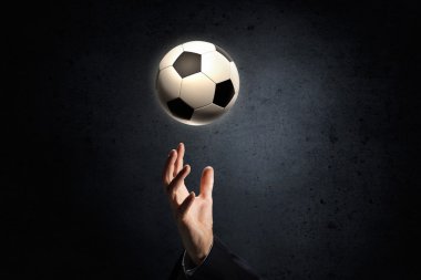 Futbol topu içinde palmiye