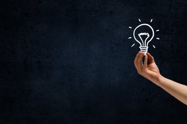 Karanlığın içinde harika parlak fikir