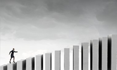 Kariyer basamaklarını kadar çalışan