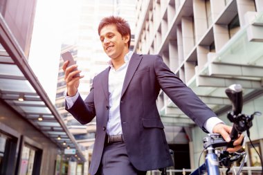 Bisiklet ile başarılı iş adamı