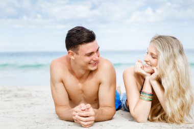 plaj romantik genç Çift