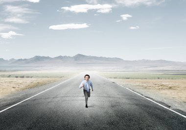 Yolda çalıştırmak işadamı