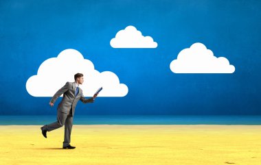 Adam kaçıyor okuma