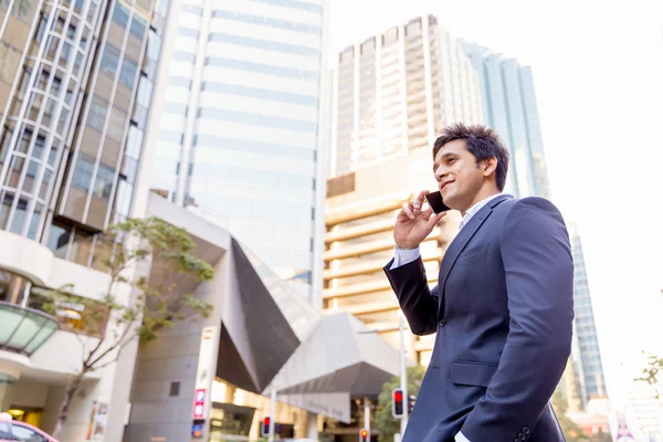 Portrait of confident businessman outdoors — Stock Photo, Image