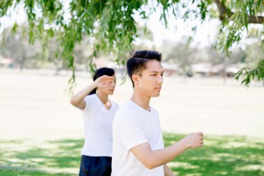 İnsanlar Park Thai chi