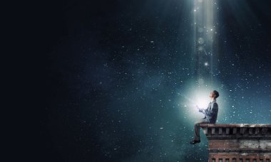 Adam cep telefonunu ile arama yapma